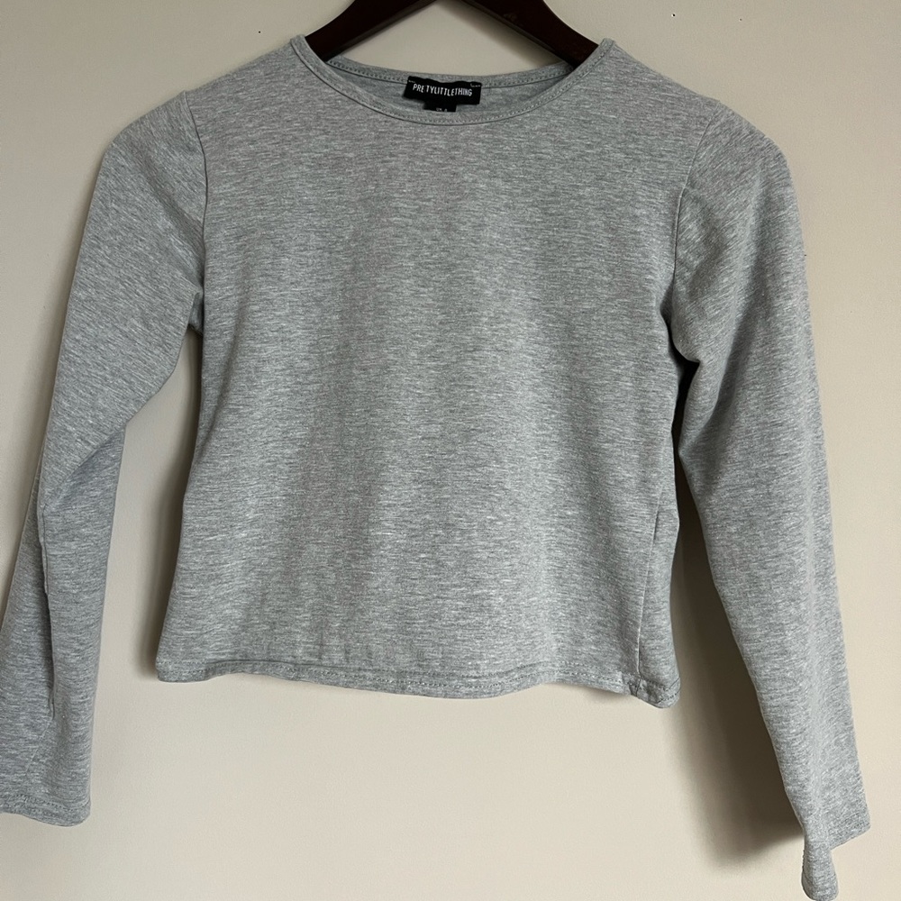 Pretty little thing crop long sleeve
